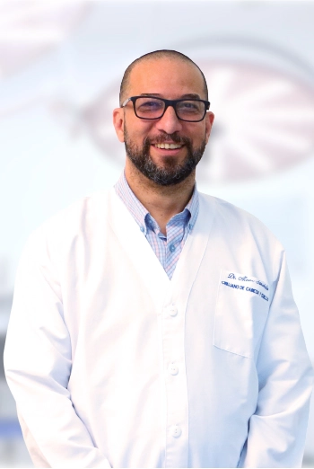Dr. Alvaro Sanabria, cirujano cáncer de cabeza y cuello en medellín
