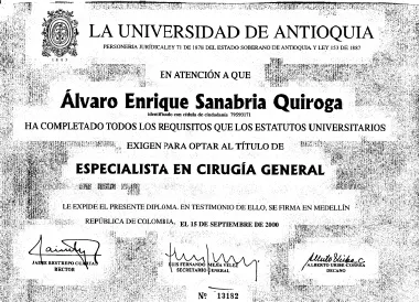Diploma Dr. Alvaro Sanabria de la Universidad de Antioquia especialista en cirugía oncológica cirujano de cabeza y cuello
